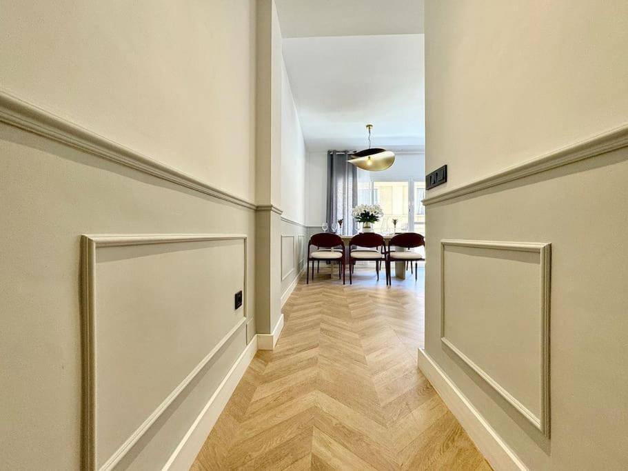 4Bd Central Soho Luxe Retreat Terrace 2Bh & Ac Málaga Buitenkant foto