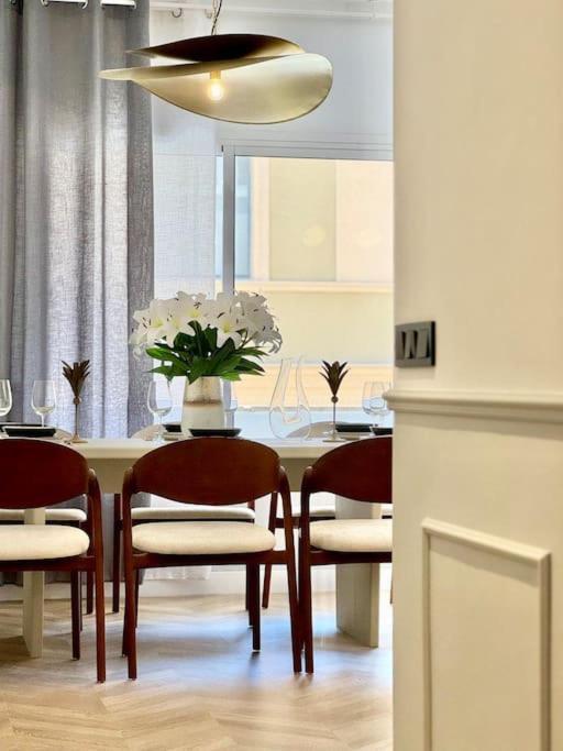 4Bd Central Soho Luxe Retreat Terrace 2Bh & Ac Málaga Buitenkant foto
