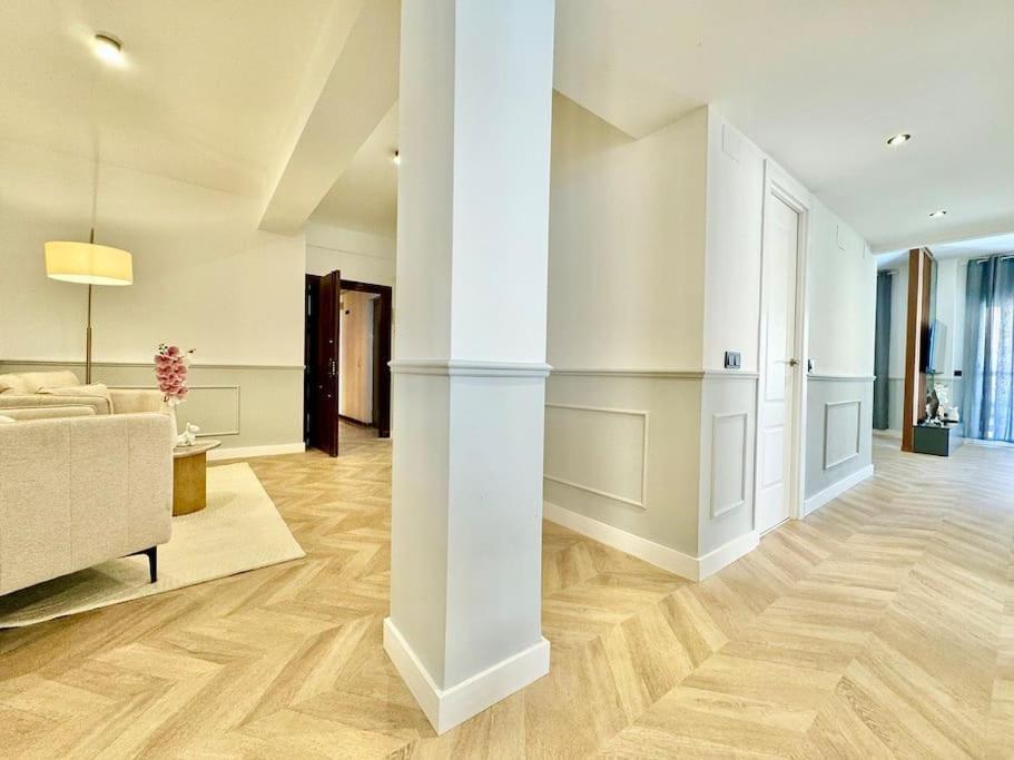 4Bd Central Soho Luxe Retreat Terrace 2Bh & Ac Málaga Buitenkant foto