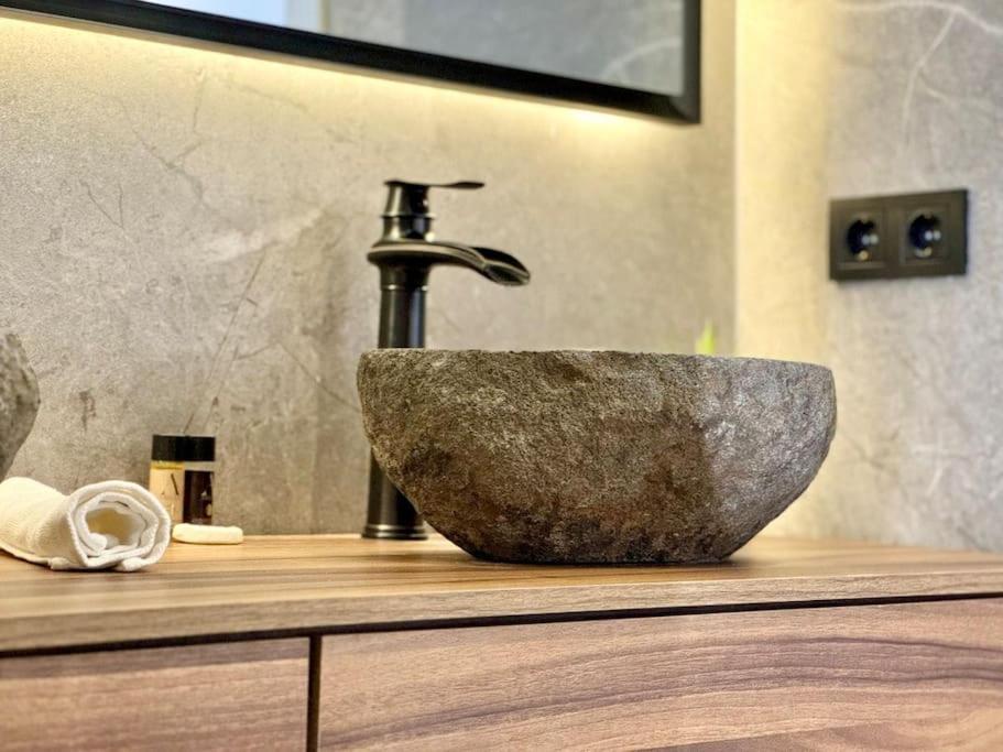 4Bd Central Soho Luxe Retreat Terrace 2Bh & Ac Málaga Buitenkant foto
