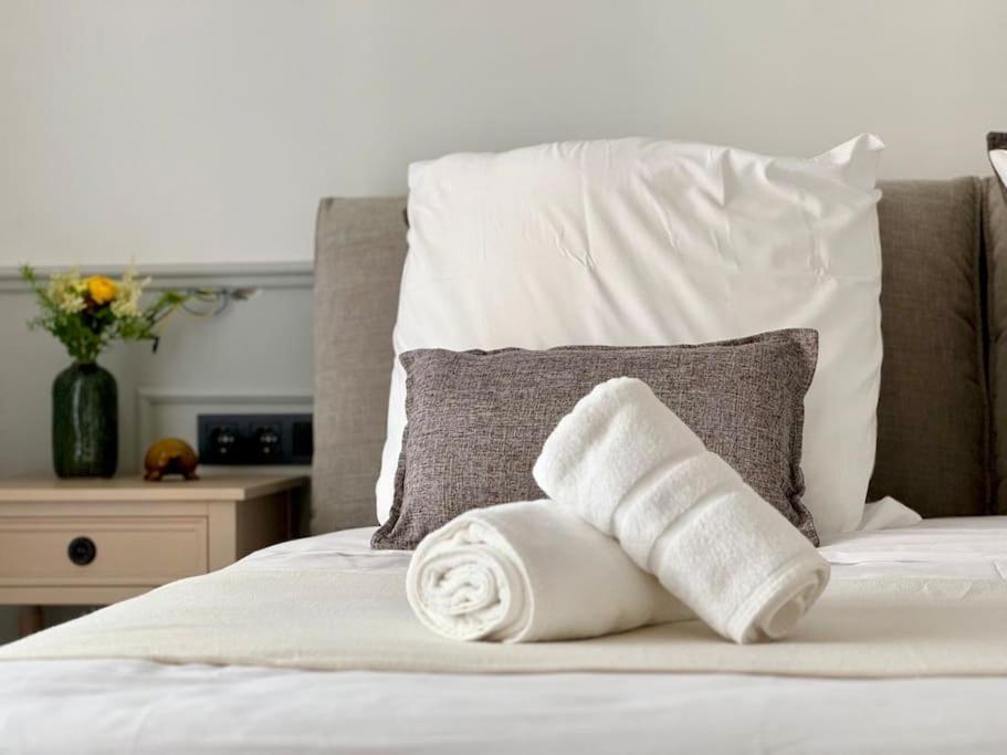 4Bd Central Soho Luxe Retreat Terrace 2Bh & Ac Málaga Buitenkant foto